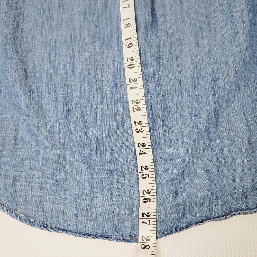 BDG Urban Outfitters Chambray Shirt Blue Size Small Studded Button-Down Western - Picture 6 of 9